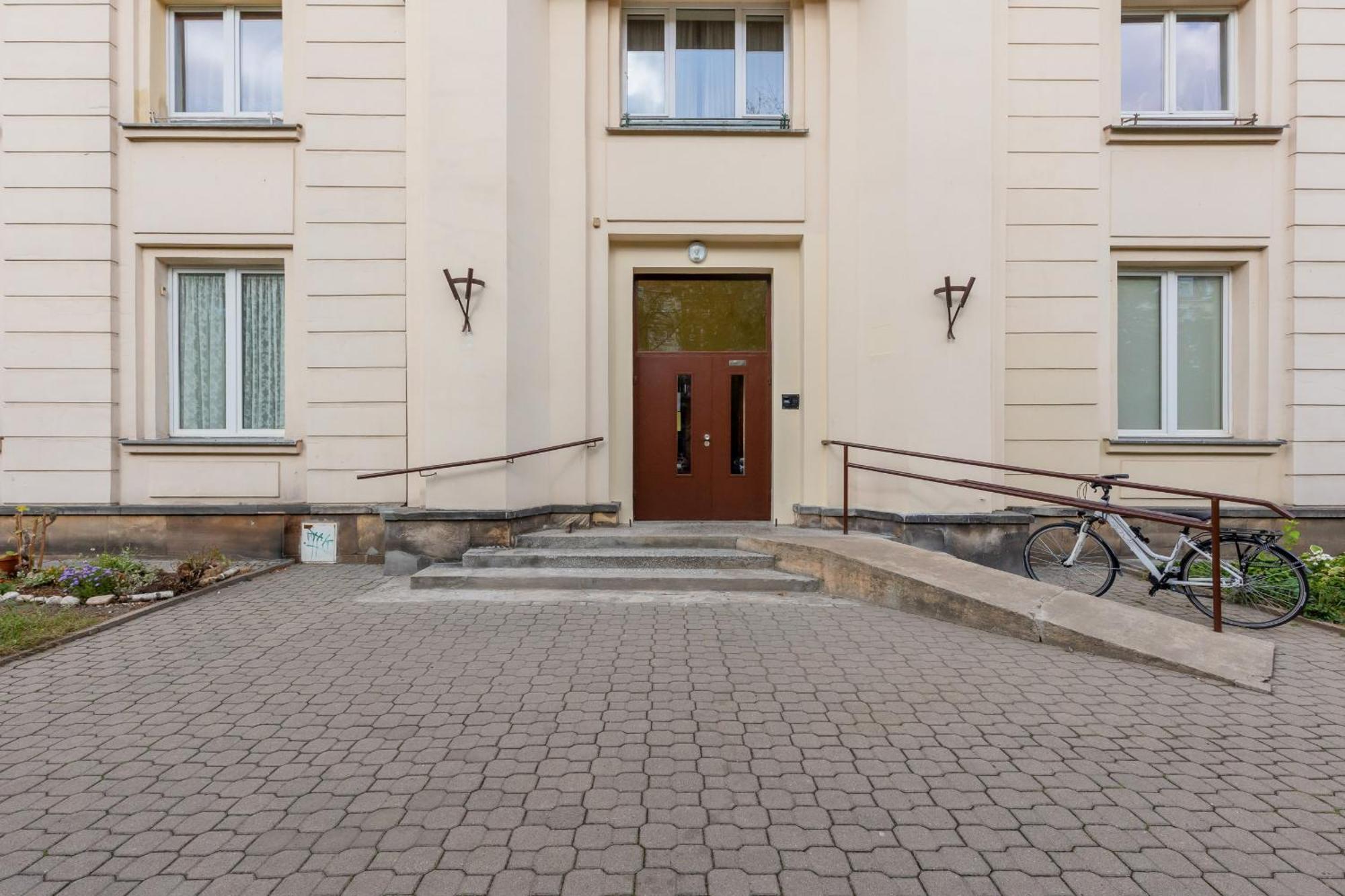 Aleja Wyzwolenia Studio with Mezzanine Warsaw Downtown by Noclegi Renters エクステリア 写真